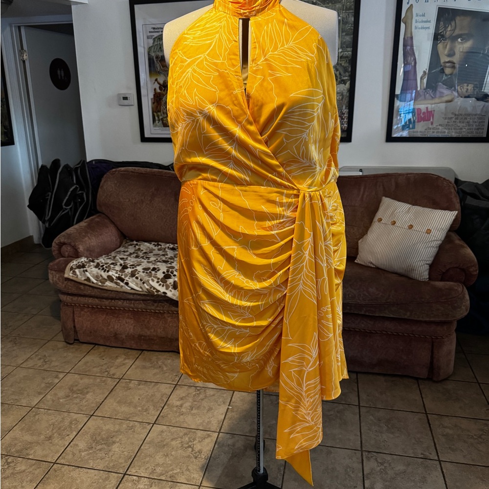 Fashion to Figure One Shoulder Yellow Dress